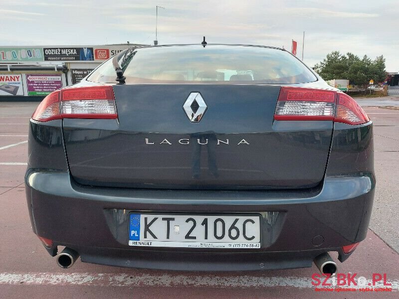 2012' Renault Laguna photo #3