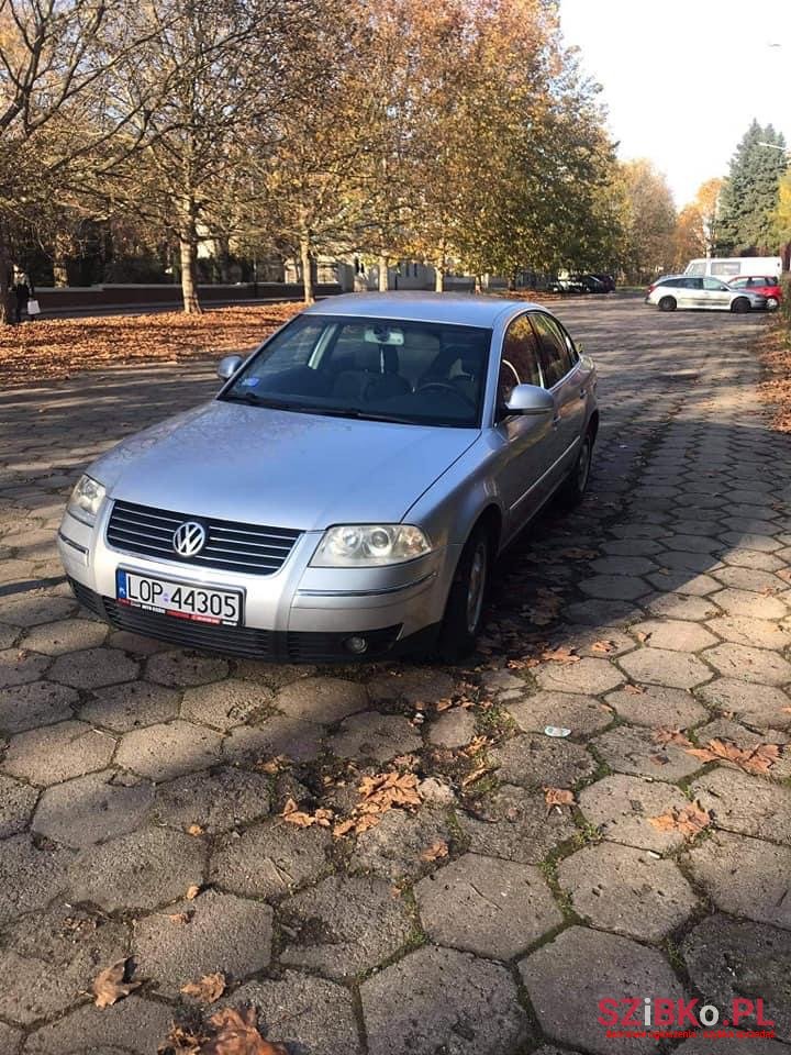 2004' Volkswagen Passat B5 photo #7