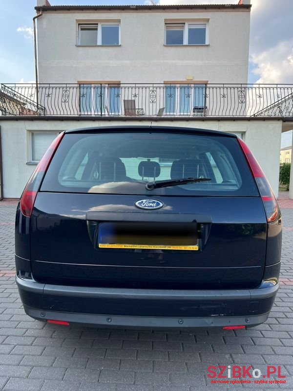 2007' Ford Focus photo #2