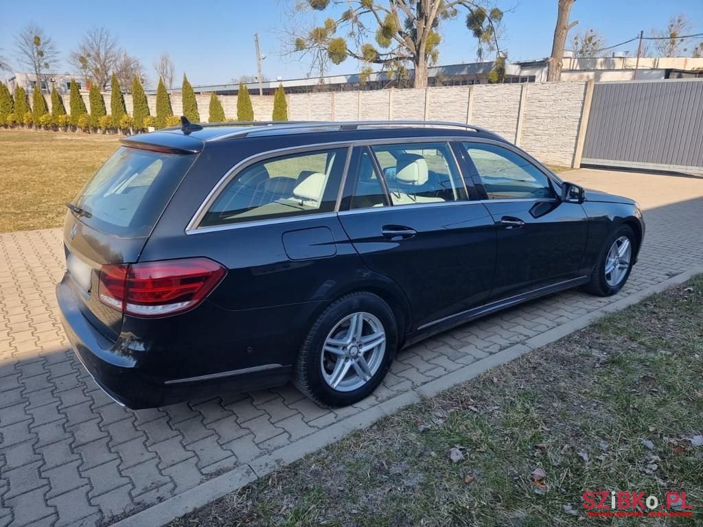 2015' Mercedes-Benz E-Class photo #5