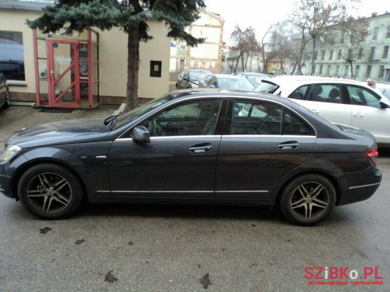 2010' Mercedes-Benz Klasa C photo #5