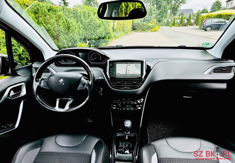 2018' Peugeot 2008 photo #6