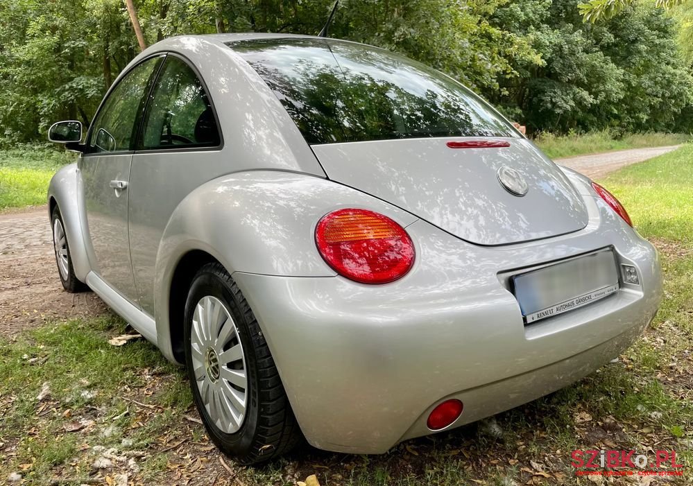 2000' Volkswagen Beetle photo #3