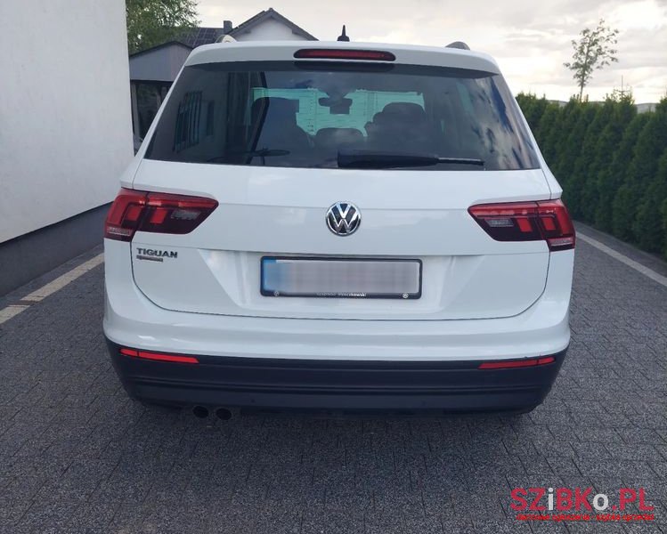 2019' Volkswagen Tiguan 1.5 Tsi Evo Comfortline photo #3