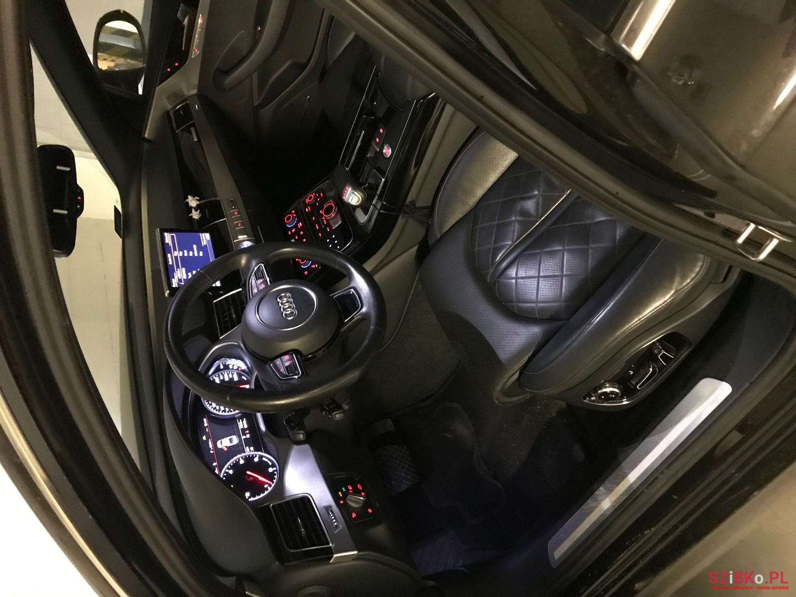 2016' Audi A8 A8 Quattro 4.2 TDi DPF MR’14 4 photo #1