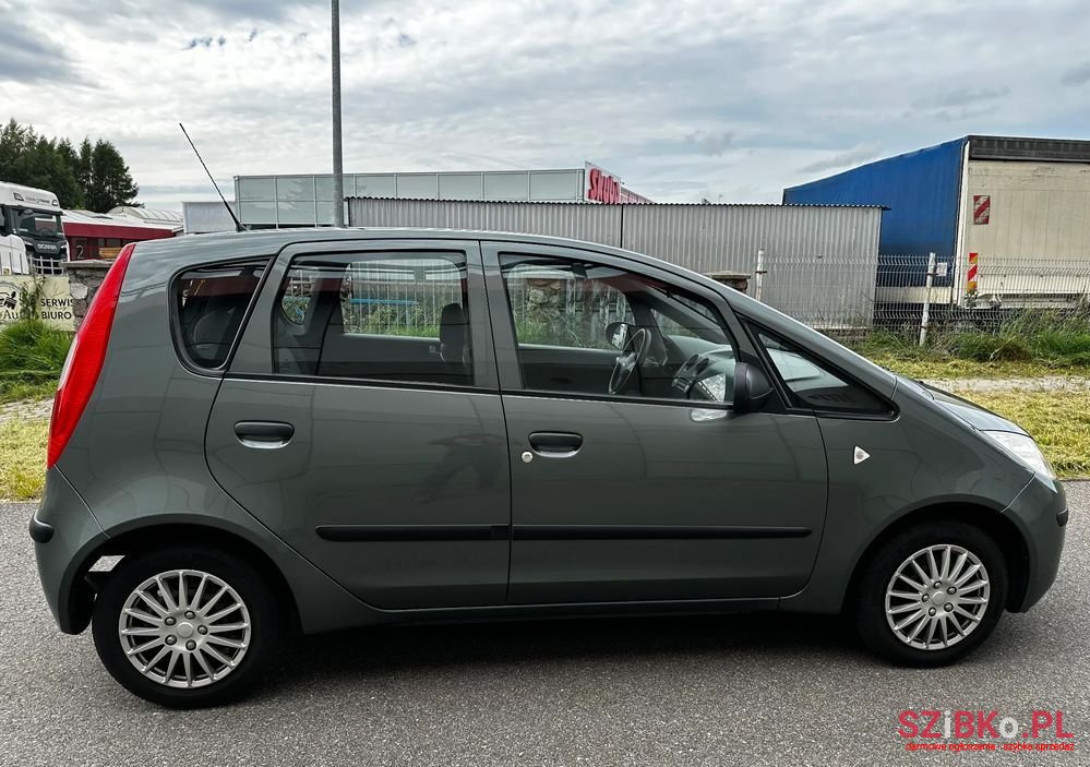 2004' Mitsubishi Colt 1.3 Invite photo #6