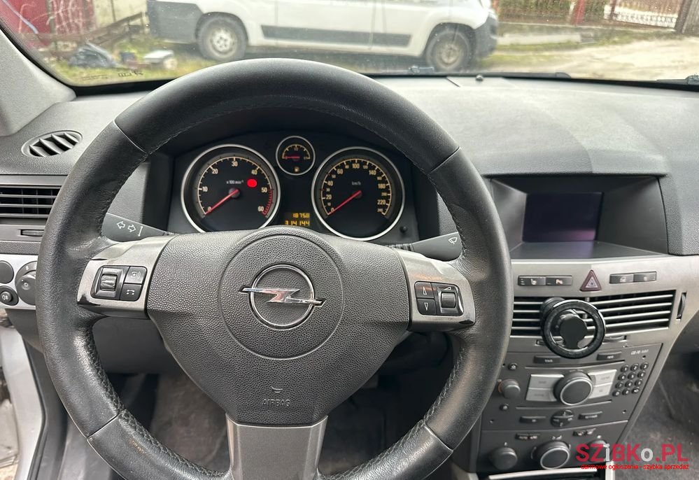 2006' Opel Astra Iii 1.9 Cdti Cosmo photo #5