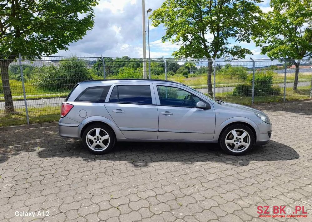 2006' Opel Astra photo #4