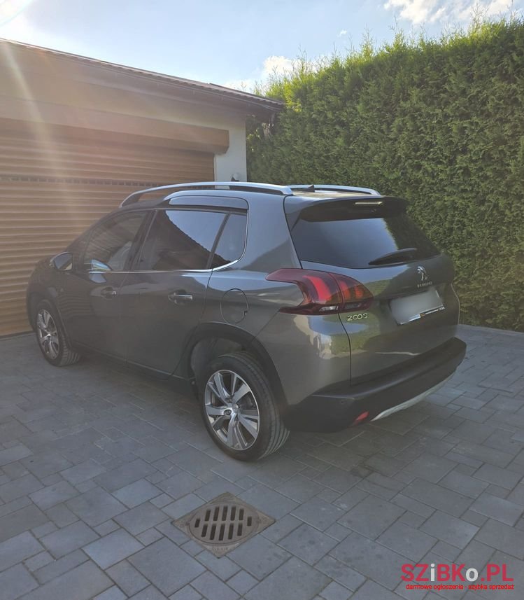 2018' Peugeot 2008 photo #5