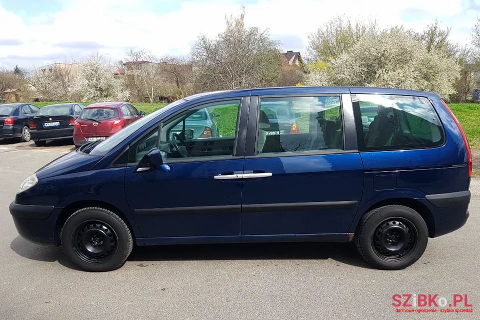 2006' Citroen C8 photo #3