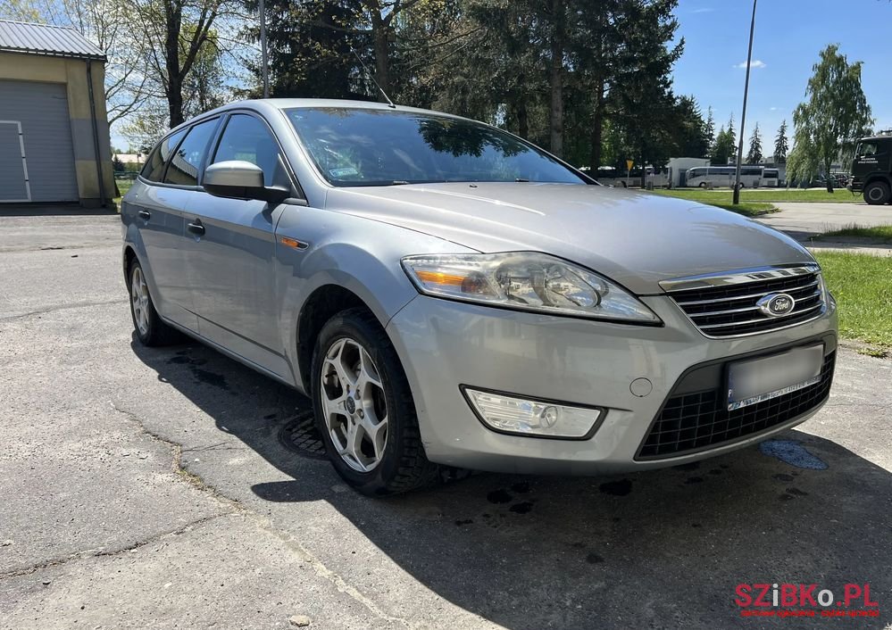 2009' Ford Mondeo 2.0 Ambiente photo #1