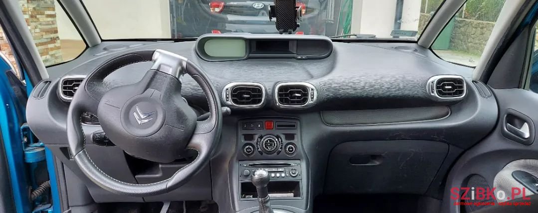 2013' Citroen C3 Picasso photo #5