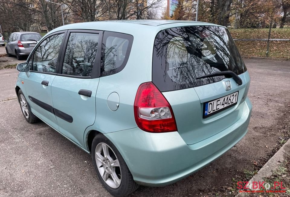 2002' Honda Jazz photo #5