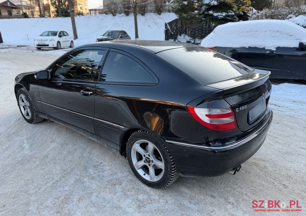 2006' Mercedes-Benz C-Class 180 photo #3
