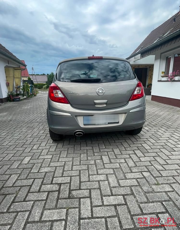 2011' Opel Corsa 1.4 16V Cosmo photo #4