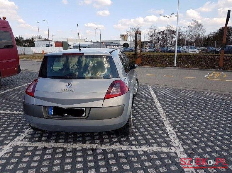 2004' Renault Megane photo #2