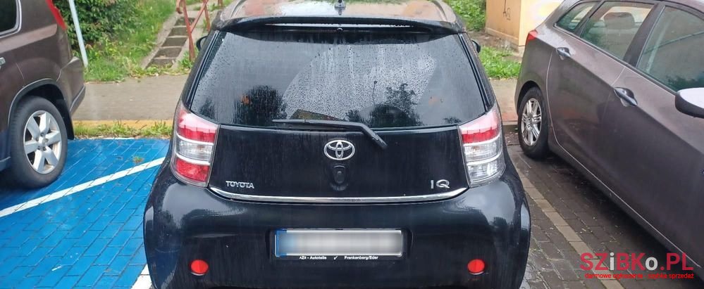 2009' Toyota iQ 1.0 Luna Eu5 photo #2