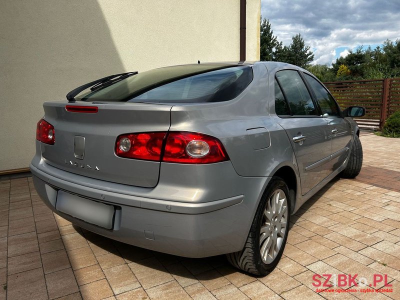 2007' Renault Laguna photo #6