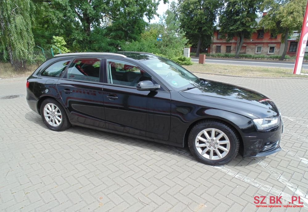 2013' Audi A4 Avant photo #5