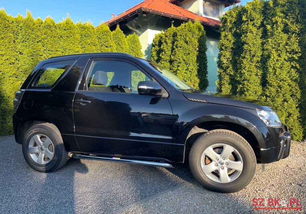 2009' Suzuki Grand Vitara 1.6 Club photo #1