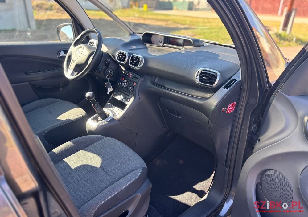2015' Citroen C3 Picasso 1.6 Hdi Exclusive photo #6