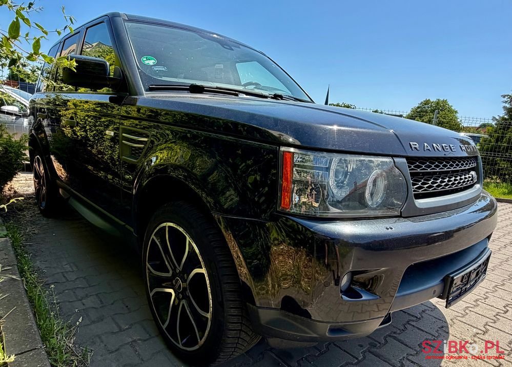2011' Land Rover Range Rover Sport photo #2