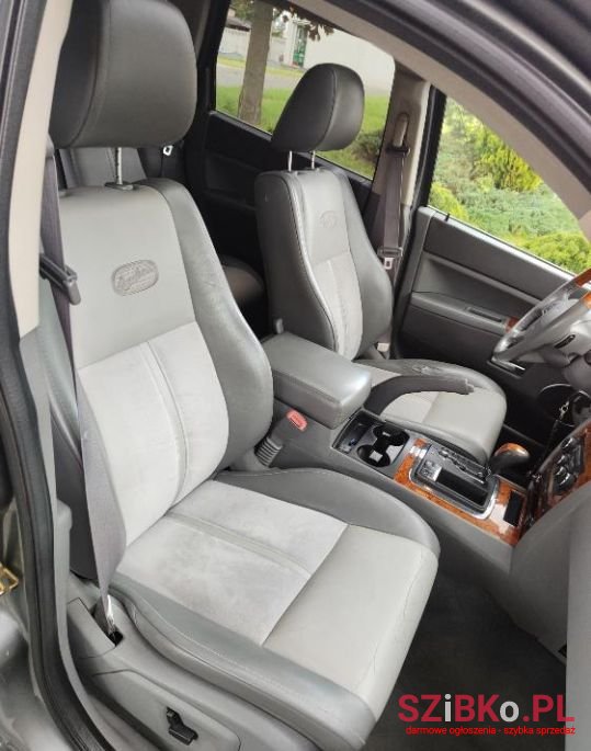 2006' Jeep Grand Cherokee photo #6
