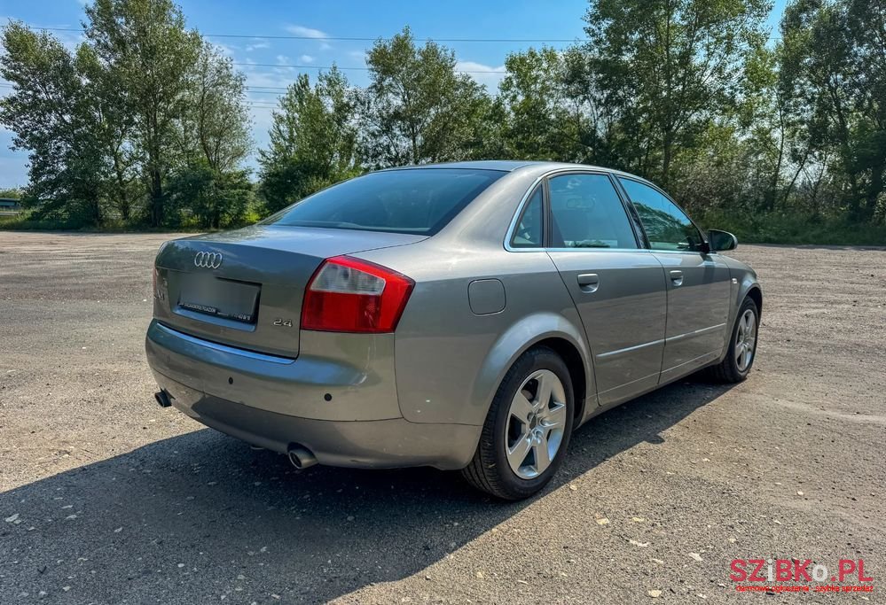 2003' Audi A4 Limousine photo #3