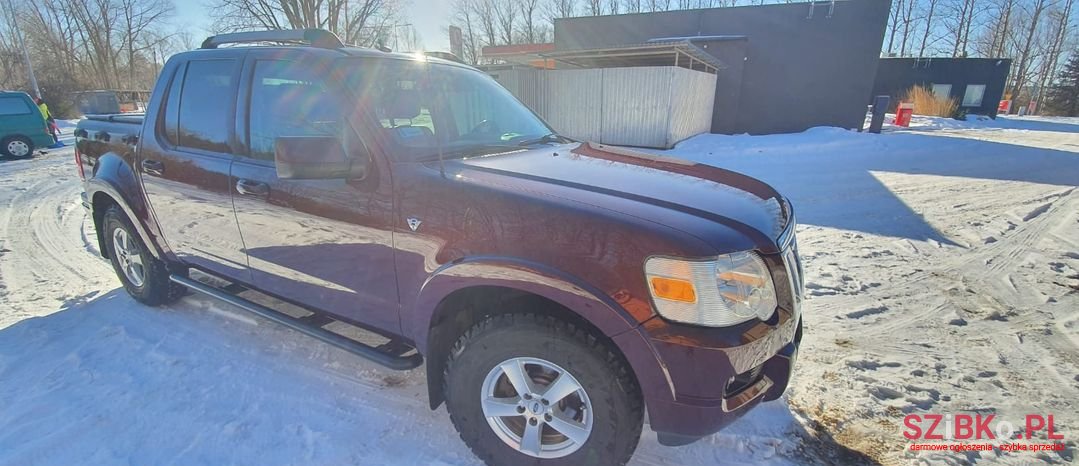 2007' Ford Explorer photo #2