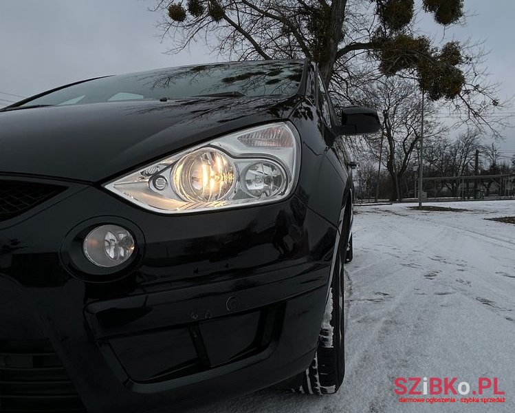 2008' Ford S-Max photo #3