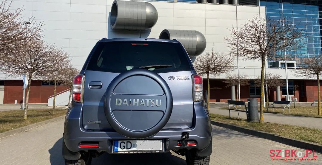 2011' Daihatsu Terios photo #3