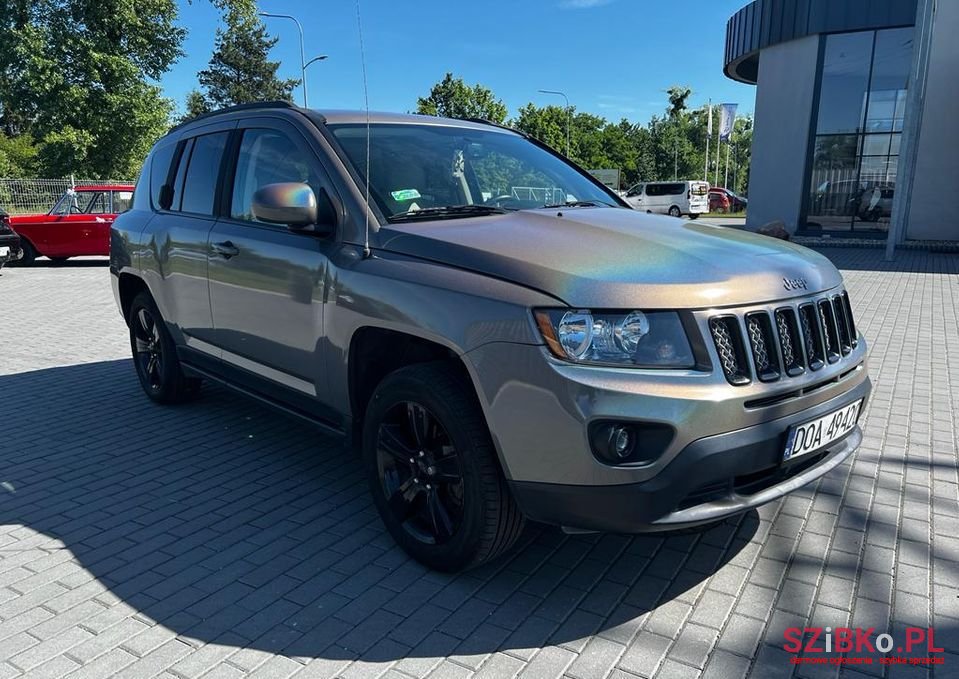 2015' Jeep Compass photo #2