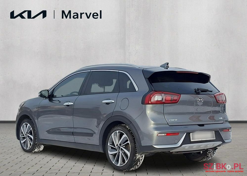 2018' Kia Niro photo #4