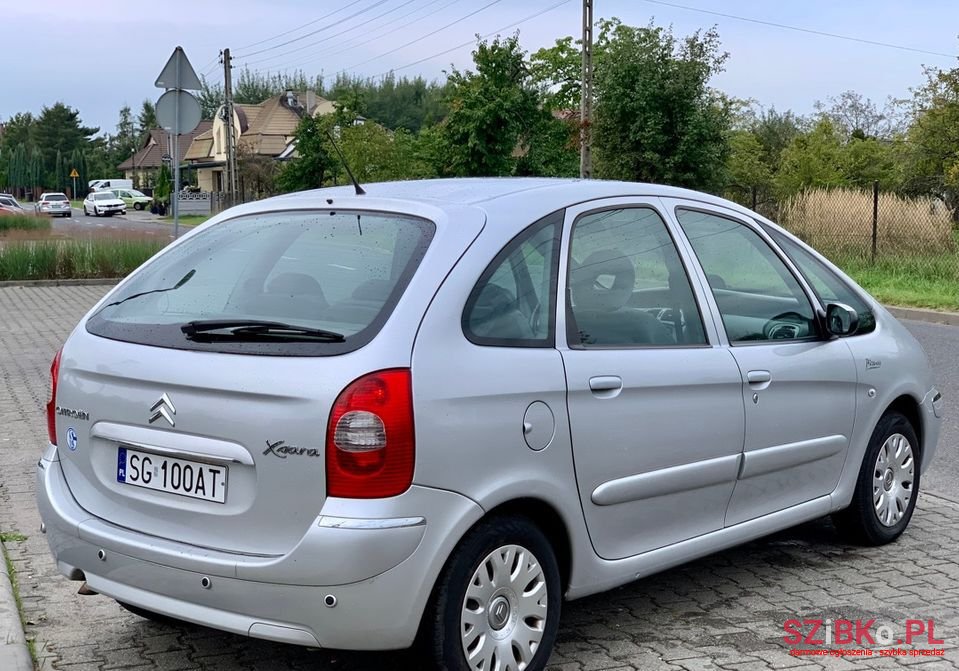 2008' Citroen Xsara Picasso photo #6