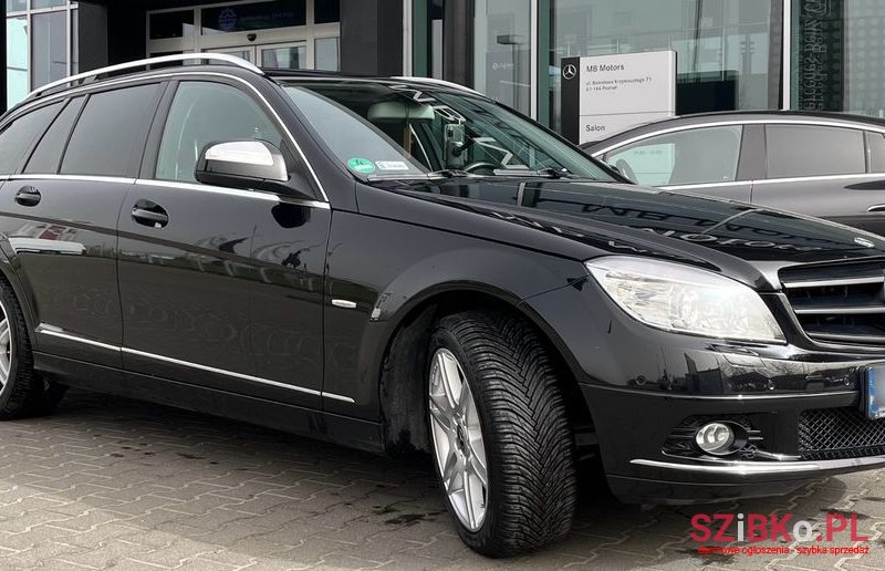 2008' Mercedes-Benz C-Class photo #1