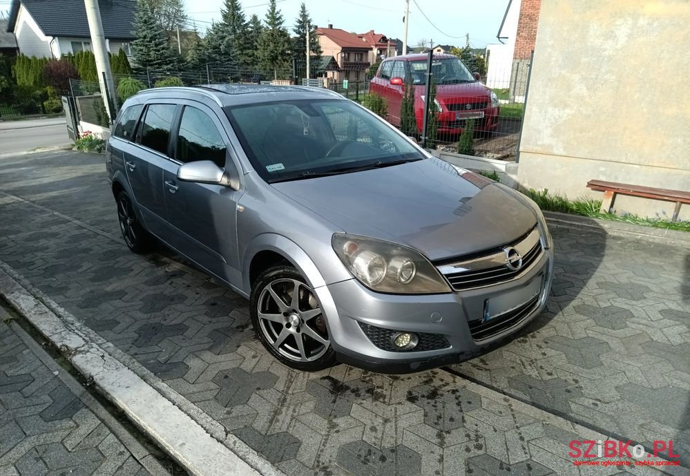 2007' Opel Astra photo #2