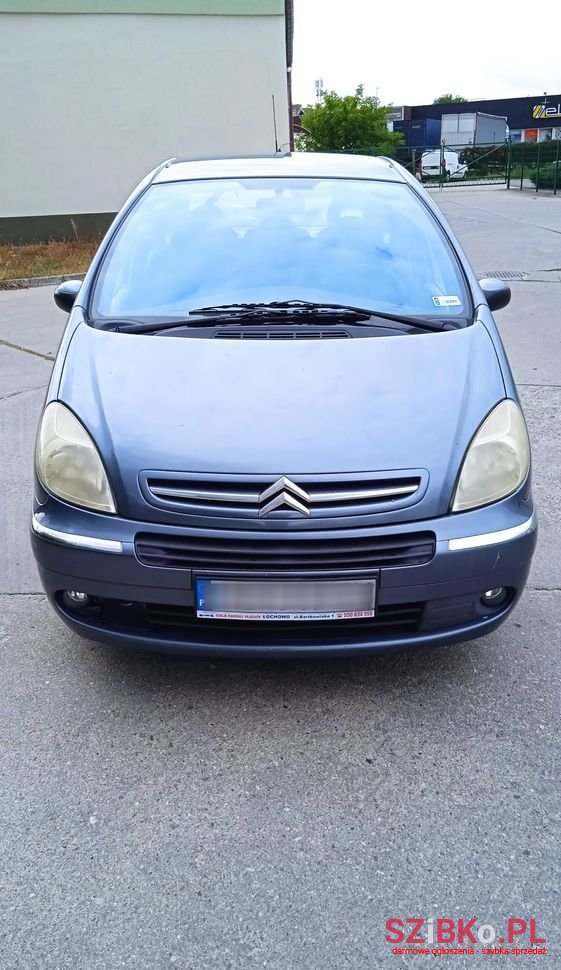 2005' Citroen Xsara Picasso photo #1