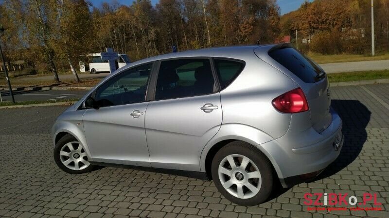 2005' SEAT Altea photo #4