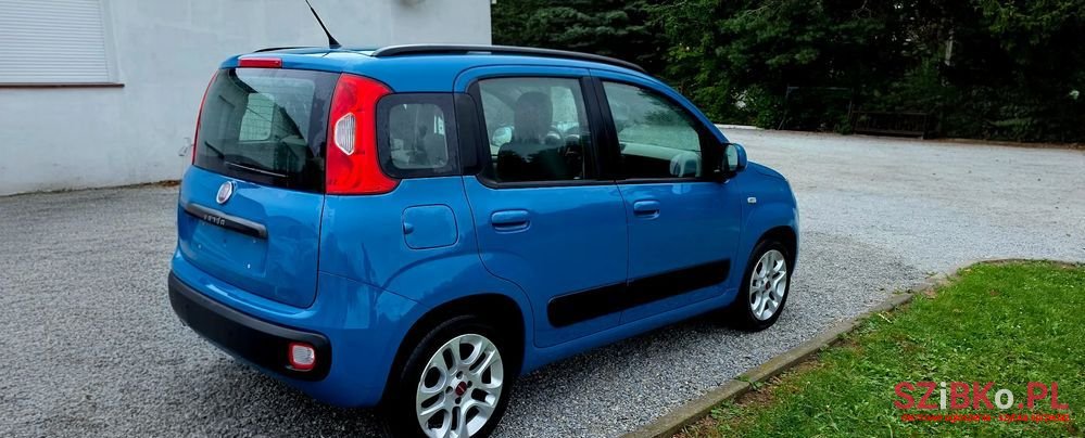 2012' Fiat Panda photo #3