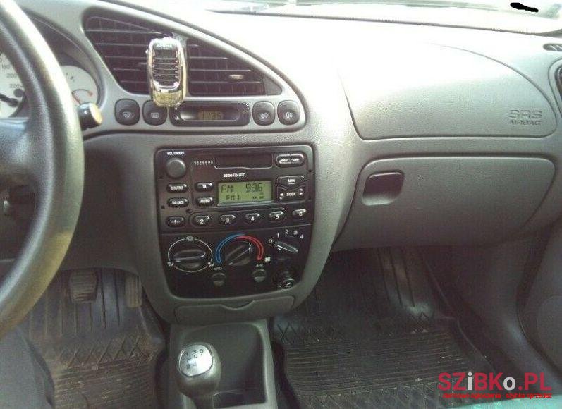 1999' Ford Fiesta photo #2