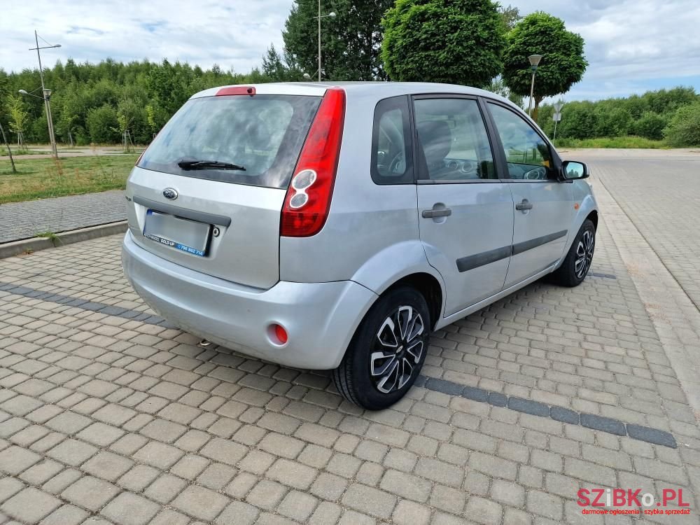 2007' Ford Fiesta photo #6