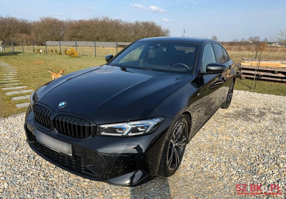 2024' BMW 3 Series photo #1