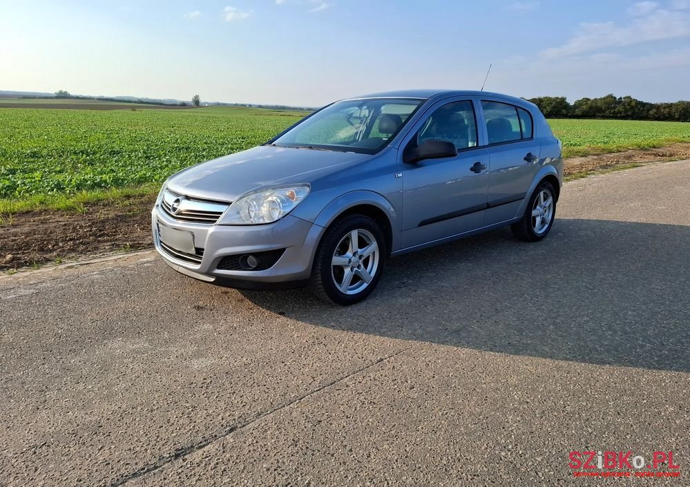 2009' Opel Astra Iii 1.6 Enjoy photo #4