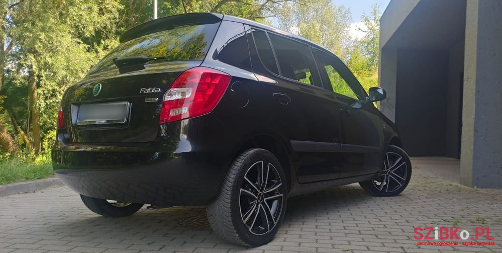 2012' Skoda Fabia 1.2 Htp photo #4