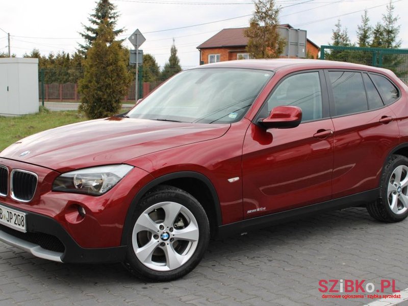 2011' BMW X1 photo #2