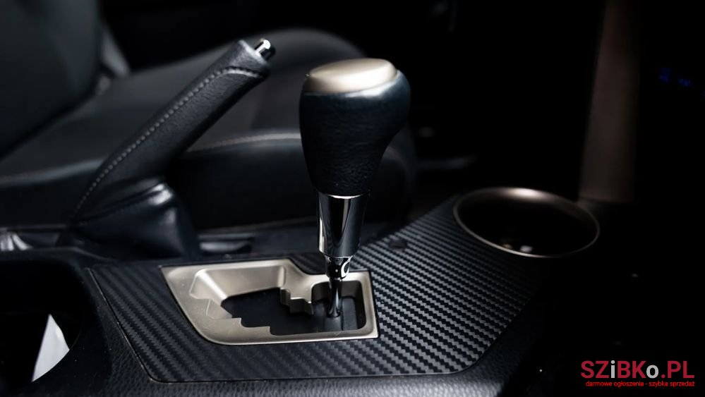 2013' Toyota RAV4 photo #6