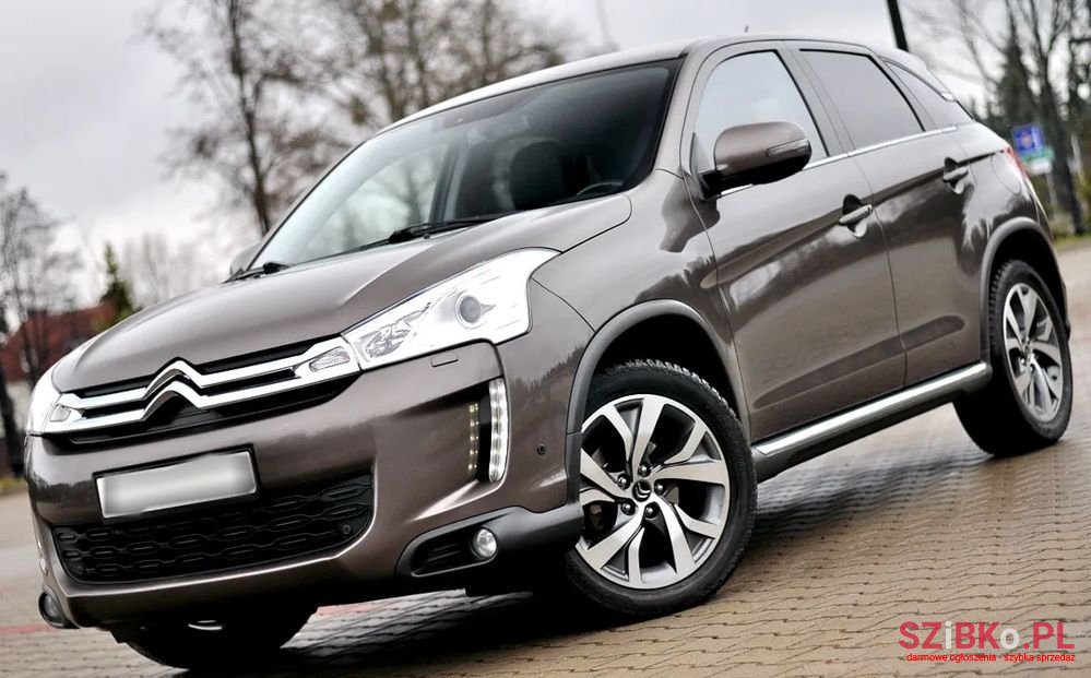 2015' Citroen C4 Aircross photo #6