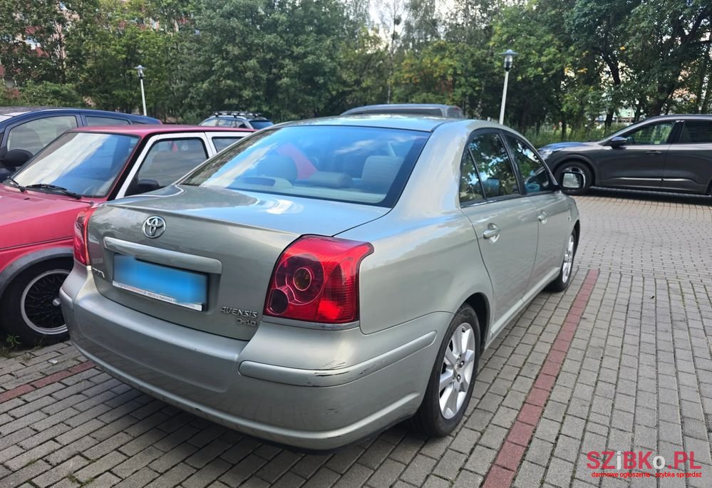 2006' Toyota Avensis 2.2 D-4D Sol photo #4