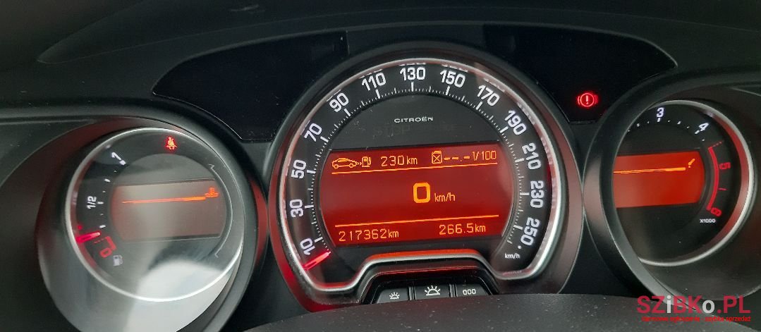 2009' Citroen C5 photo #3