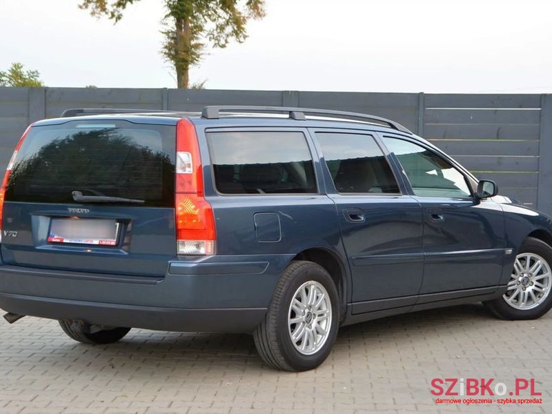 2005' Volvo V70 photo #3